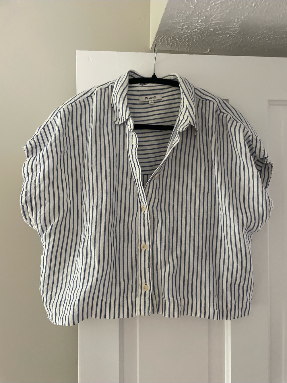 Madewell Dolman Blue and White Striped Cropped Button-Down Shirt - Picture 3 of 6